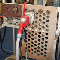 Оборудование для автоматической сварки (вварки) труб в трубную доску (трубную панель)