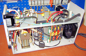Главная плата управления, входной конденсатор, IGBT модули, главный трансформатор