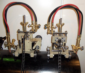 Машинки для газовой резки труб CG2 (Китай) на выставке Россварка / Weldex 2005